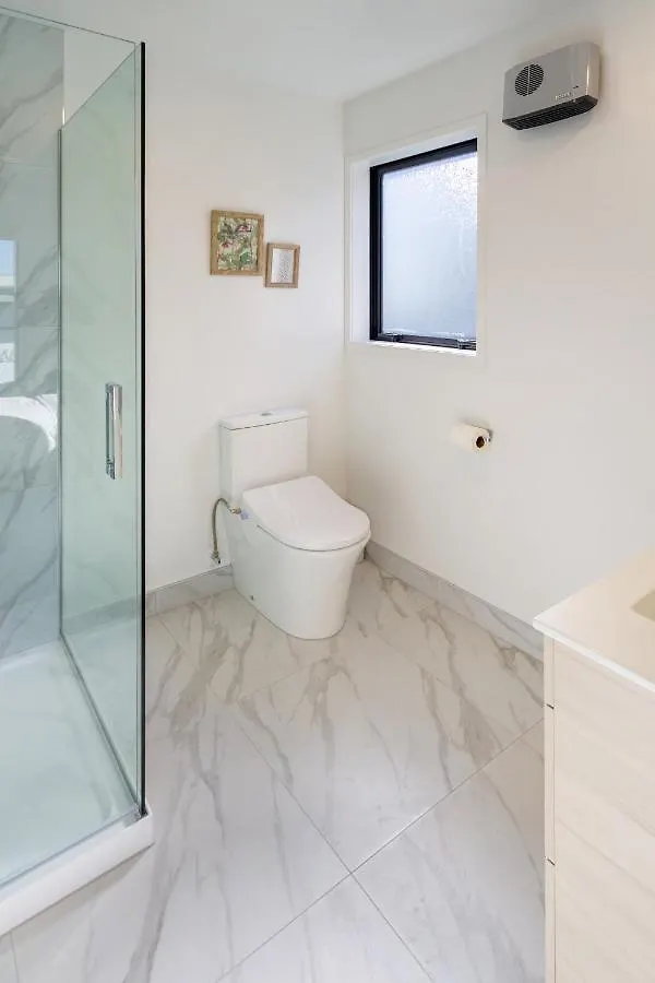 Tuam Street Delight 4 Bed 4 Bath Apartment Christchurch
