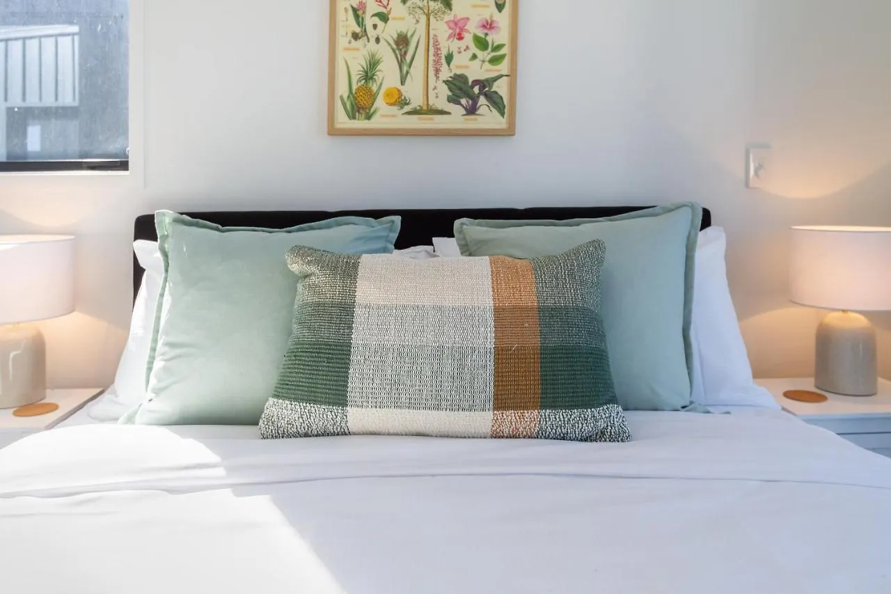 Tuam Street Delight 4 Bed 4 Bath Apartment Christchurch