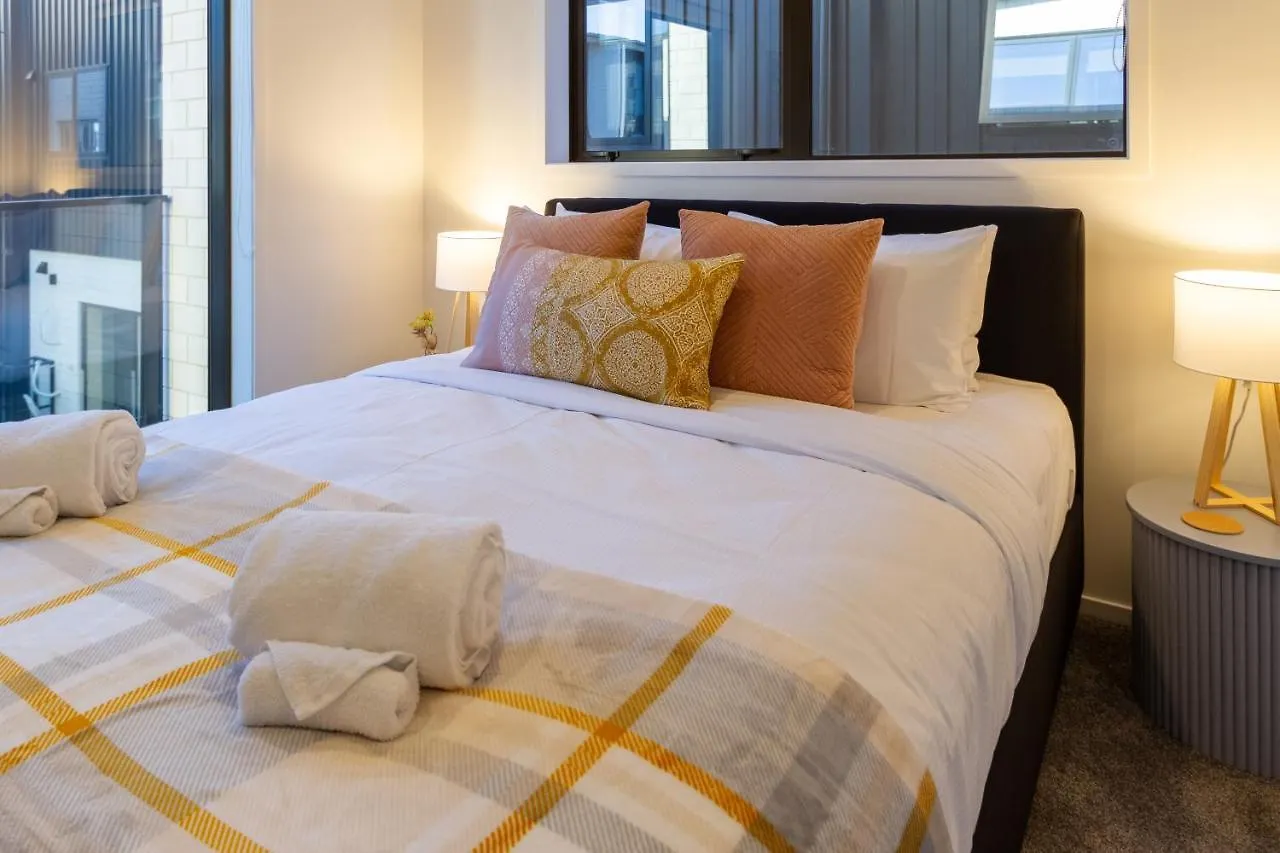 Tuam Street Delight 4 Bed 4 Bath Apartment Christchurch
